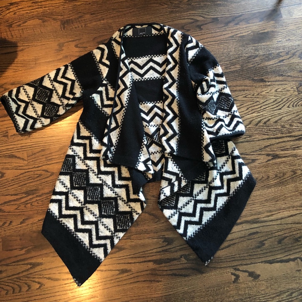 Dolce Vita sweater poncho